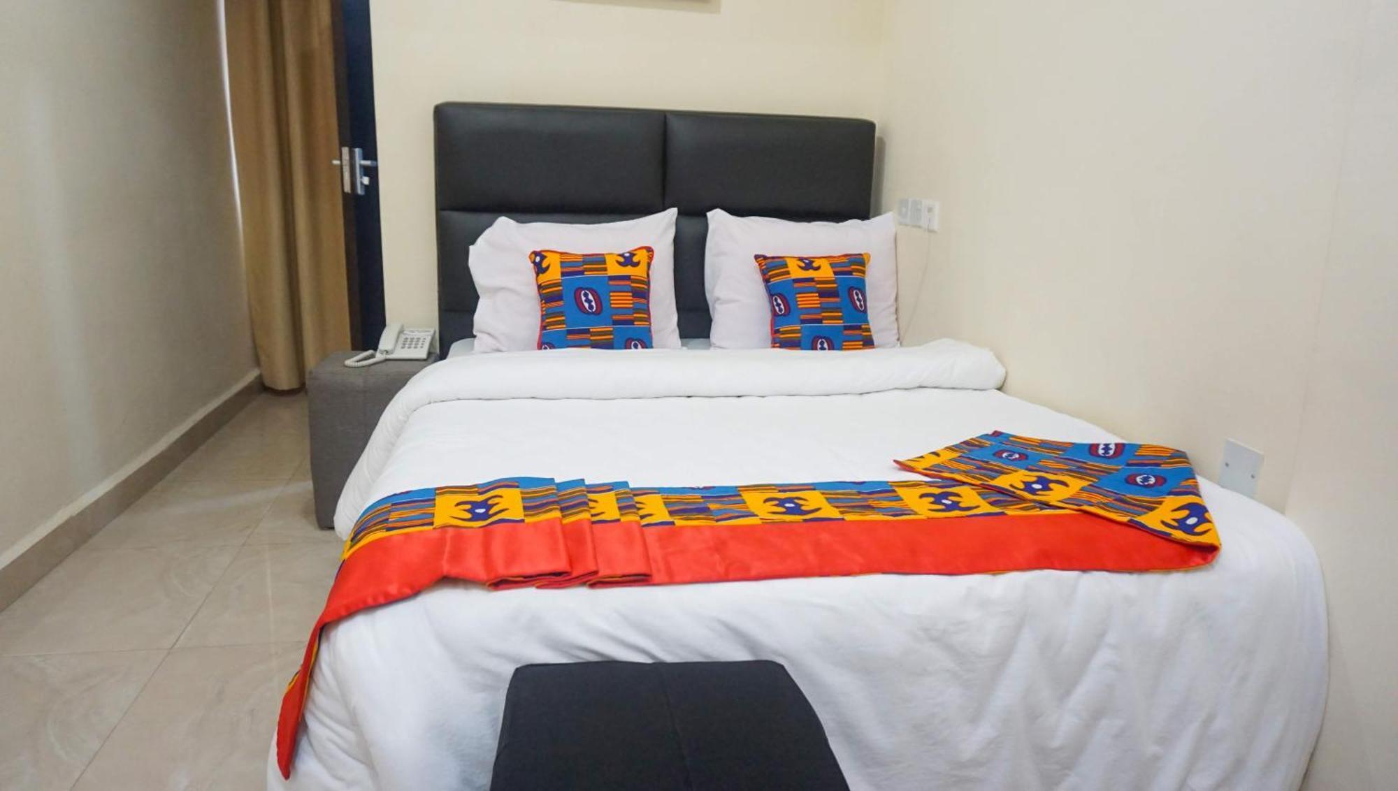 Rhogem Hotel Sekondi-Takoradi Exterior photo