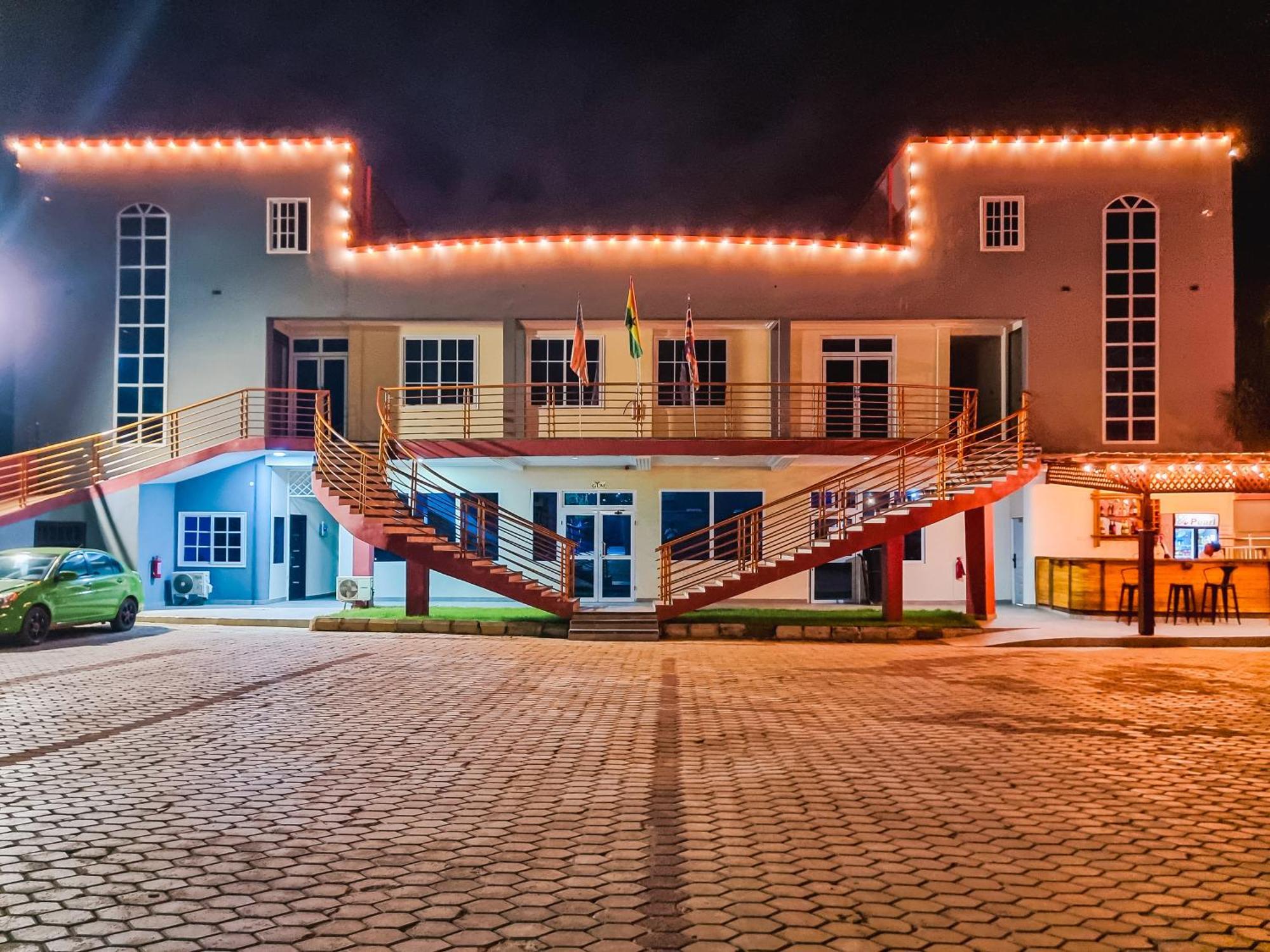 Rhogem Hotel Sekondi-Takoradi Exterior photo